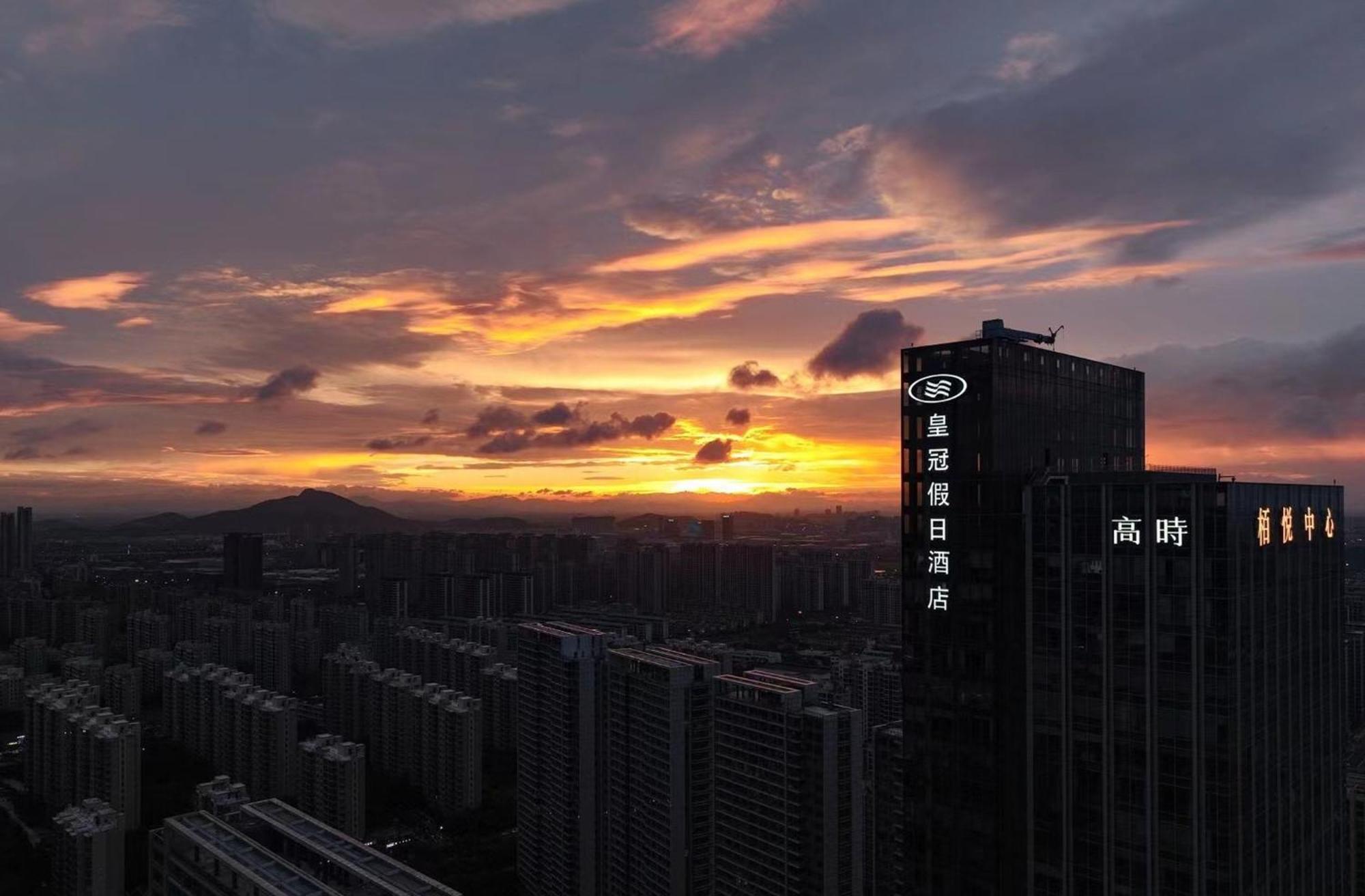 Crowne Plaza Hangzhou Linping By Ihg Екстериор снимка